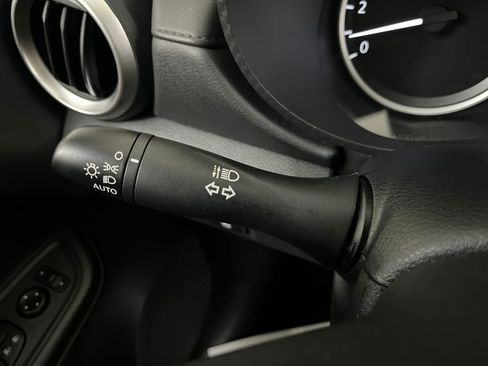 Used 2025 Nissan Versa S w/ S Plus Package image 59