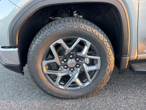 New 2026 GMC Sierra 1500 SLT w/ SLT Premium Plus Package image 38