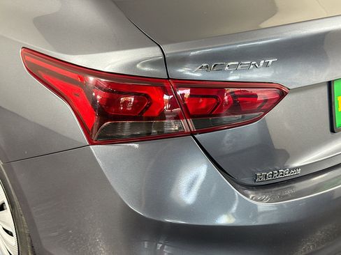 Used 2018 Hyundai Accent SE image 35