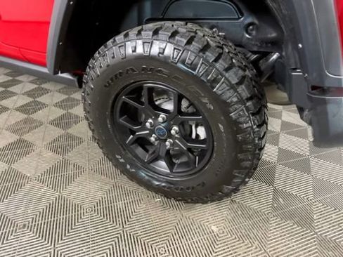 Used 2024 Jeep Wrangler Unlimited AWD/4WD image 17