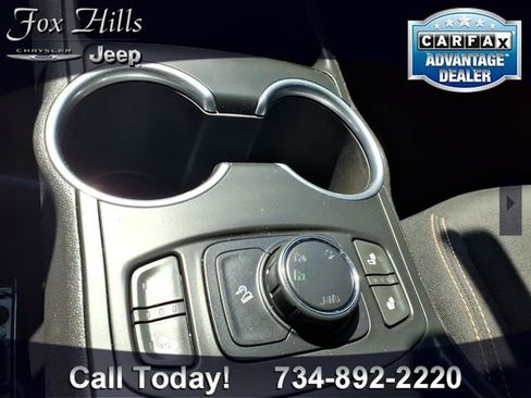 Used 2019 GMC Terrain SLE w/ Driver Convenience Package AWD/4WD image 22