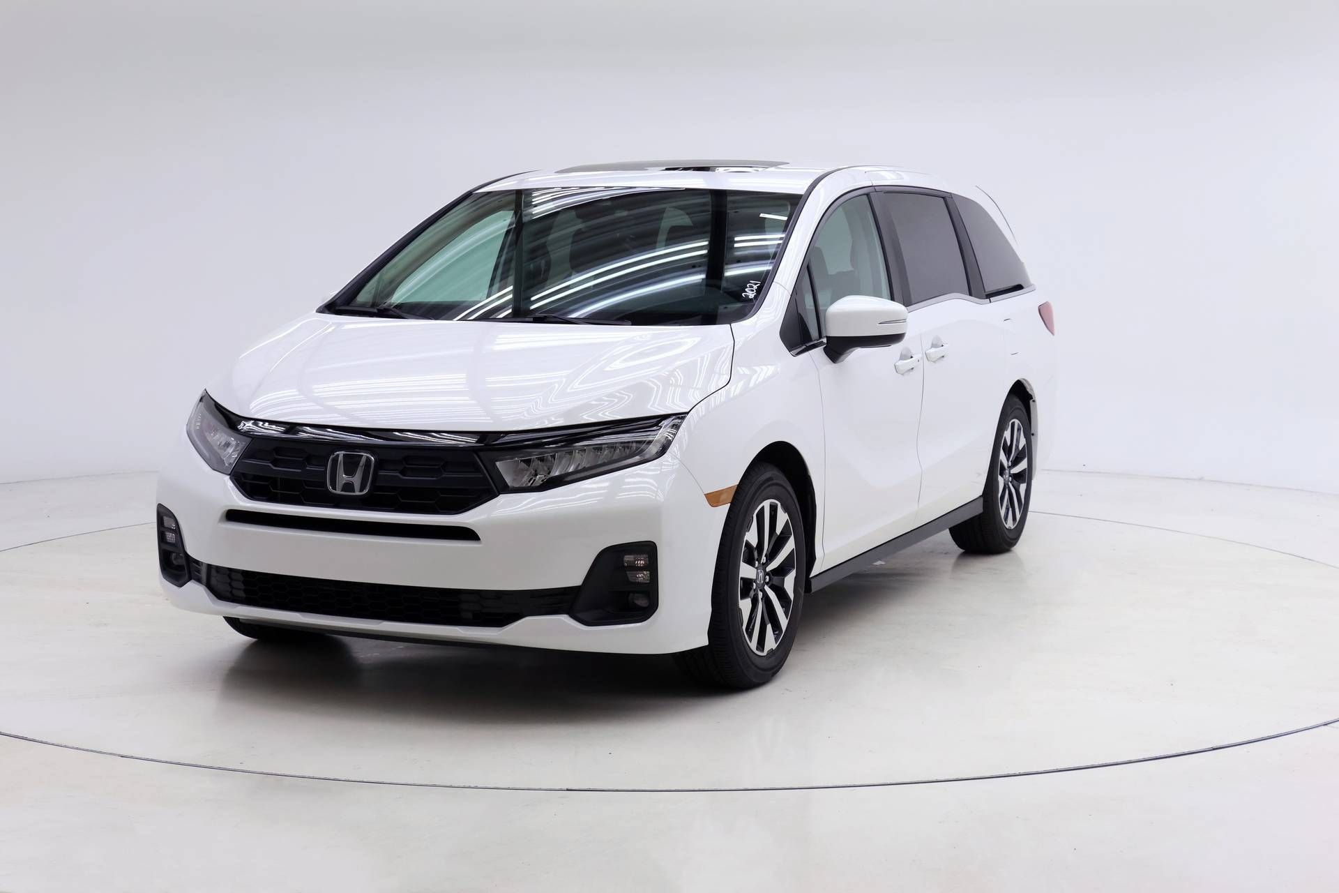 Used 2026 Honda Odyssey EX-L image 1