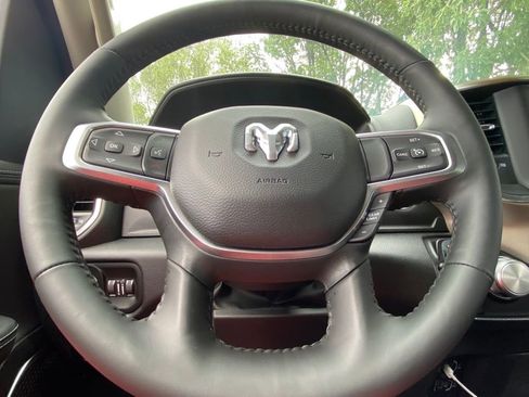 Used 2022 RAM 1500 Laramie image 13