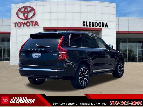 Used 2023 Volvo XC90 B6 Plus w/ Protection Package Premier AWD/4WD image 12