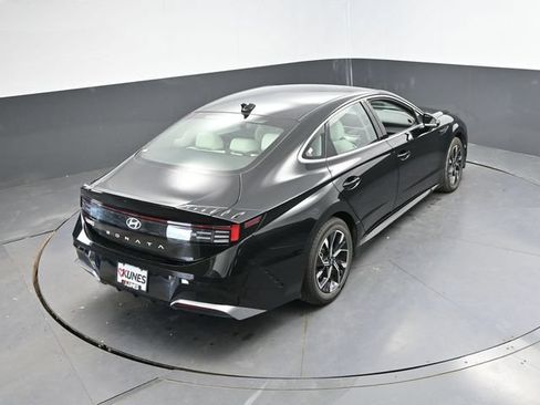 Used 2025 Hyundai Sonata SEL FWD image 37