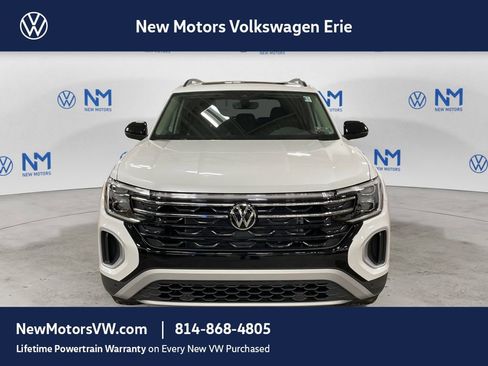 New 2026 Volkswagen Atlas Peak Edition AWD/4WD image 8