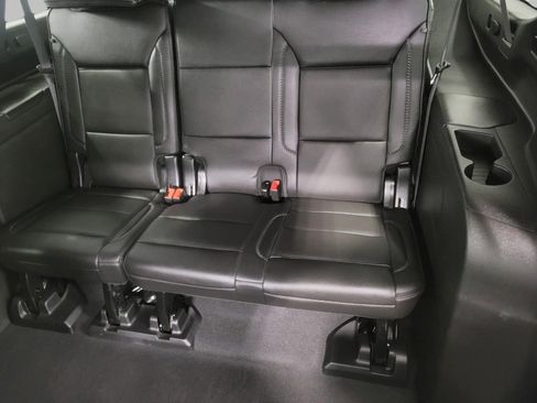 Used 2022 GMC Yukon XL Denali image 25