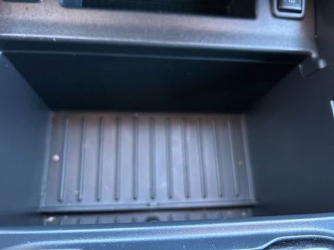 Used 2024 Nissan Titan PRO-4X w/ Pro-4x Convenience Package AWD/4WD image 31