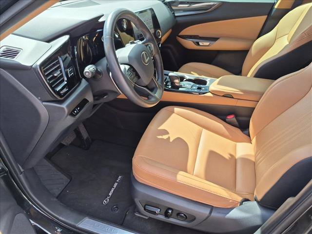 Used 2025 Lexus NX 250 FWD w/ Accessory Package (Z2) image 15