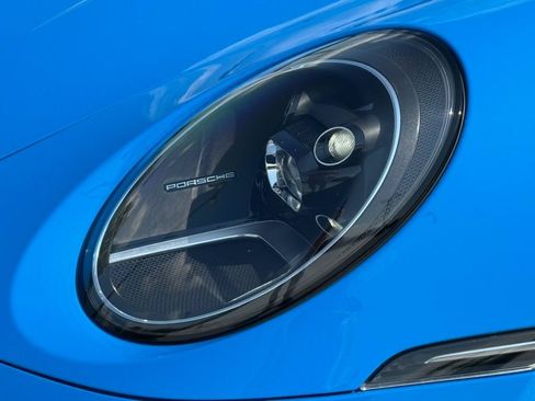 Used 2022 Porsche 911 Carrera w/ Premium Package RWD image 35