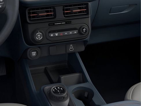 New 2026 Ford Maverick Lariat image 16