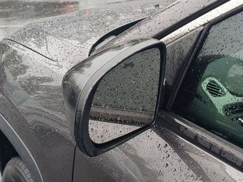 Used 2020 Jeep Compass Sport image 14