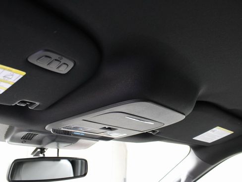 Used 2023 Ford F150 Lariat image 22