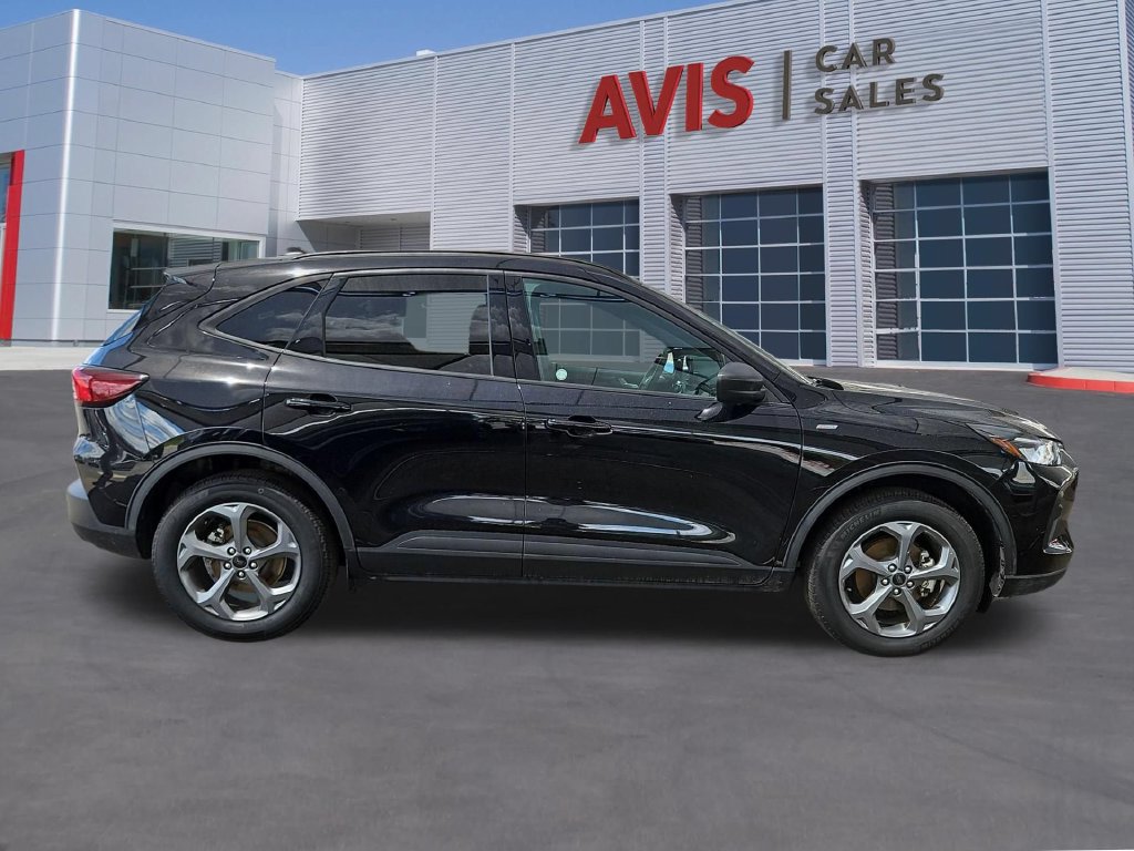 Used 2025 Ford Escape ST-Line AWD/4WD image 5