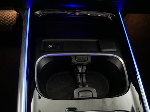 Used 2023 Mercedes-Benz GLA 250 4MATIC image 30