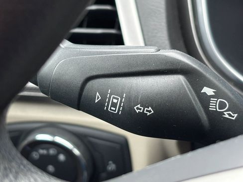 Used 2020 Ford Fusion SE image 38