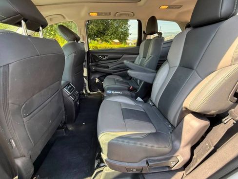 Used 2023 Subaru Ascent Onyx Edition AWD/4WD image 10