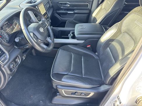 Used 2024 RAM 1500 Laramie image 9