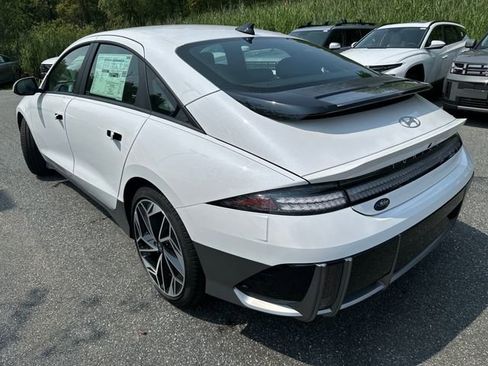 New 2025 Hyundai Ioniq 6 SEL image 4