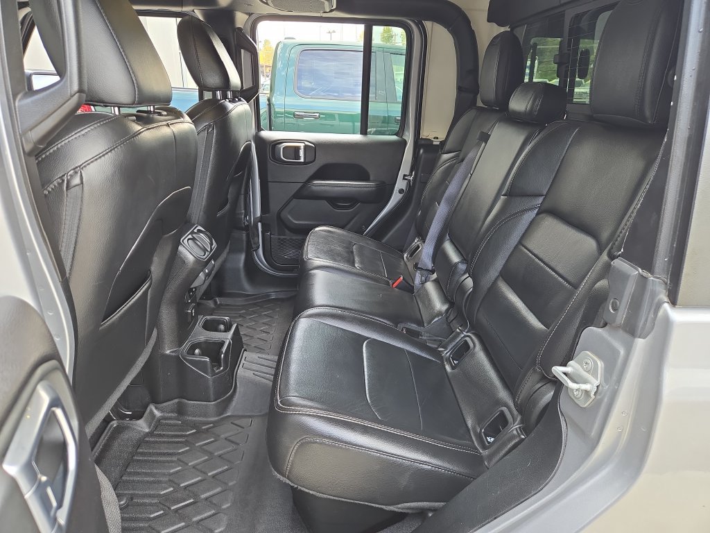 Used 2020 Jeep Gladiator Overland w/ Uconnect 4C Nav & Sound Group AWD/4WD image 14