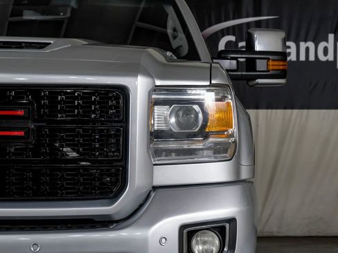 Used 2018 GMC Sierra 3500 Denali w/ Duramax Plus Package image 40