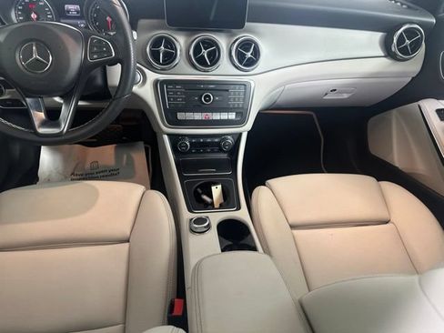 Used 2018 Mercedes-Benz GLA 250 4MATIC image 21