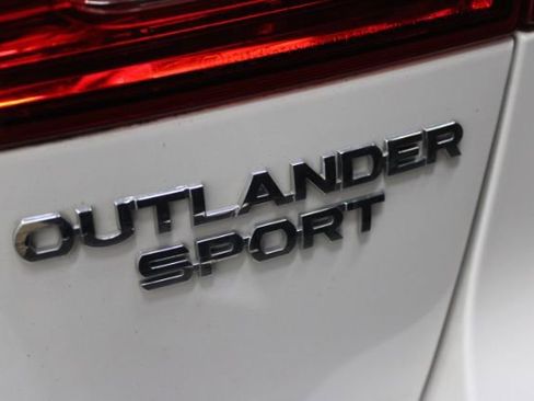 Used 2018 Mitsubishi Outlander Sport ES image 7