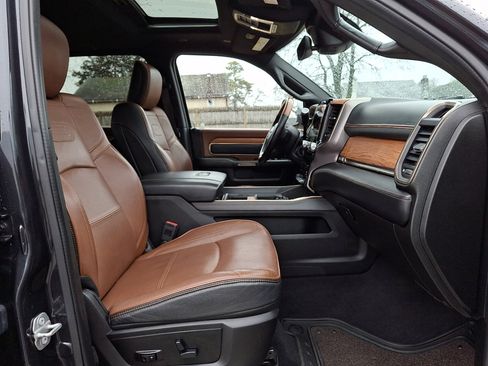 Used 2019 RAM 2500 Limited image 13