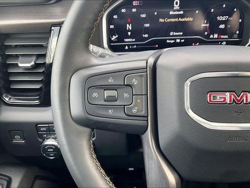 Used 2024 GMC Sierra 2500 AT4 w/ AT4 Premium Plus Package image 23