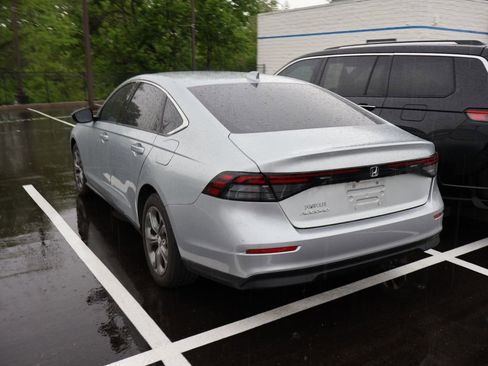 Used 2024 Honda Accord EX image 5