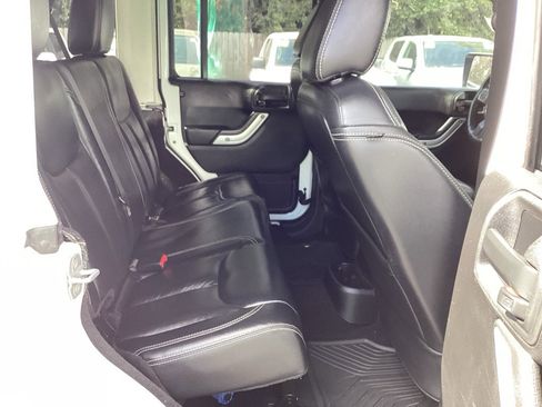 Used 2013 Jeep Wrangler Unlimited Sahara w/ Connectivity Group image 12