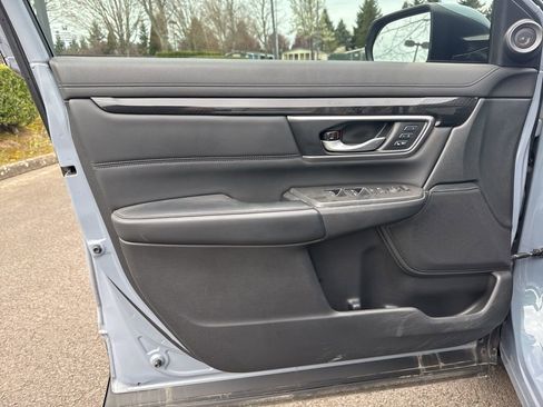 Used 2022 Honda CR-V Touring image 19