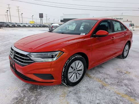Used 2019 Volkswagen Jetta S image 3