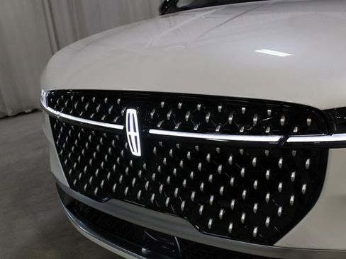 New 2026 Lincoln Nautilus Reserve AWD/4WD image 79