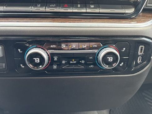 Certified 2024 GMC Sierra 2500 SLE w/ SLE Convenience Package image 17