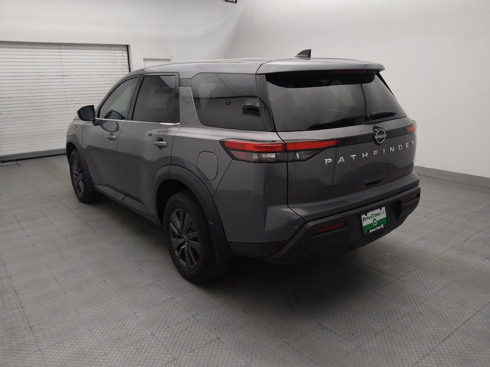 Used 2023 Nissan Pathfinder S w/ Cargo Package FWD image 5