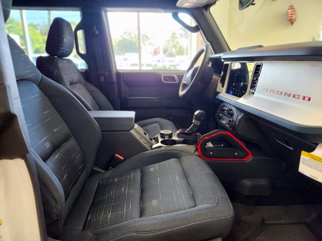New 2026 Ford Bronco Heritage Edition AWD/4WD image 10
