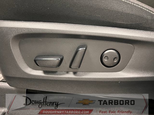 Used 2025 Nissan Pathfinder SV FWD image 28