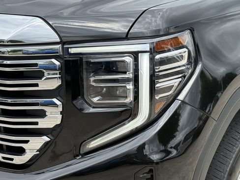 Used 2024 GMC Sierra 1500 Denali w/ Denali Reserve Package image 11