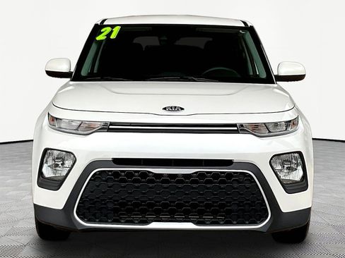 Used 2021 Kia Soul S FWD image 2