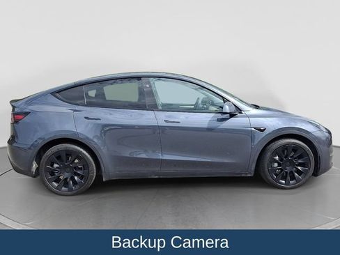 Used 2023 Tesla Model Y Long Range AWD/4WD image 9