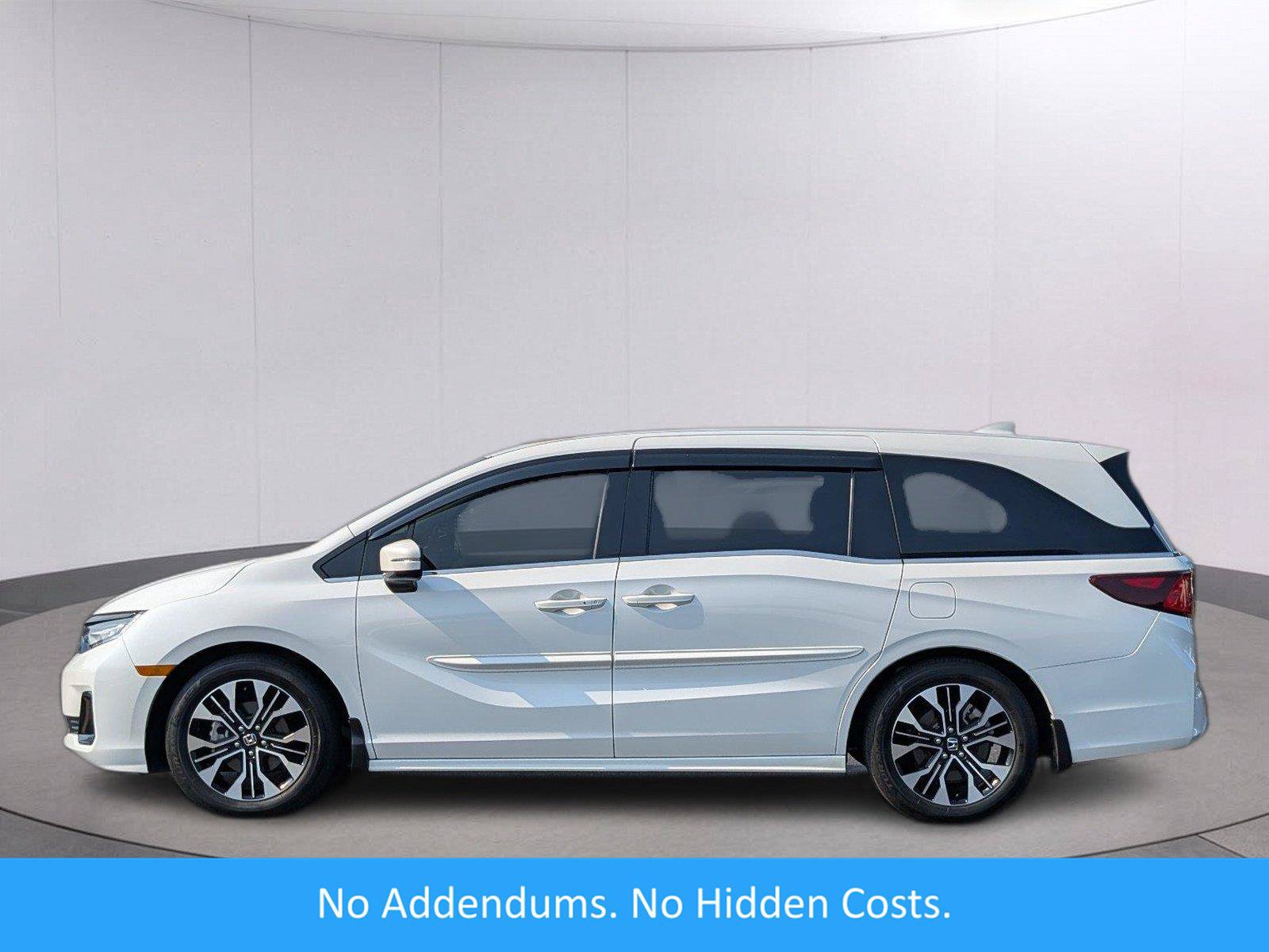 Used 2025 Honda Odyssey Elite image 1