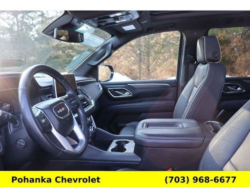 Certified 2023 GMC Yukon SLT w/ SLT Luxury Package image 25