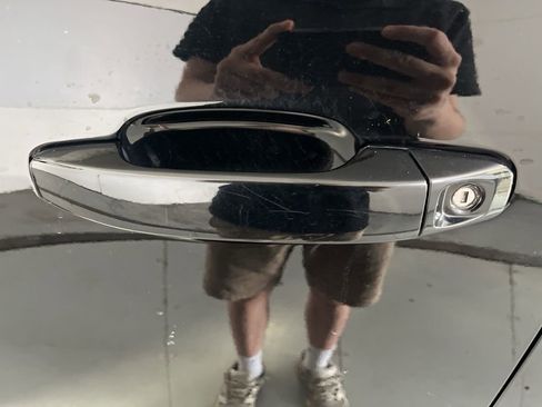 Used 2022 GMC Canyon AT4 image 40