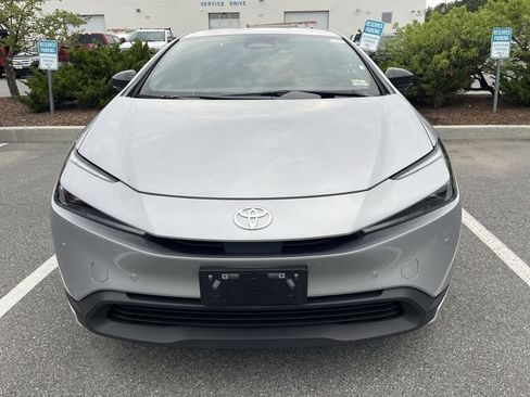 Certified 2026 Toyota Prius LE FWD image 3