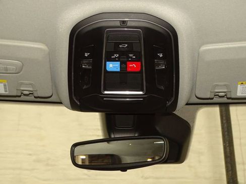 Used 2023 Jeep Grand Cherokee L Limited image 31