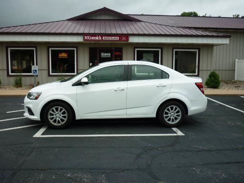 Used 2020 Chevrolet Sonic LT FWD image 20