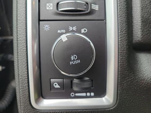 Used 2021 RAM 1500 Classic Warlock AWD/4WD image 21