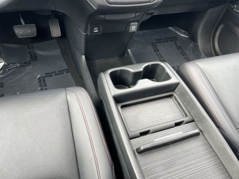 Used 2023 Honda Odyssey Sport image 22