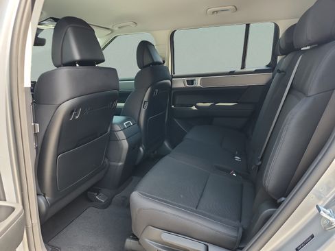 New 2026 Hyundai Santa Fe SE FWD image 16